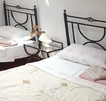Große Ferienwohnung in Novi Vinodolski mit Garten, Terrasse und Grill * Novi Vinodolski